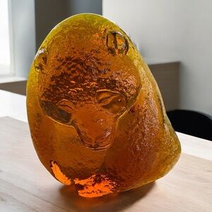 Viking Glass bear paperweight/bookend, amber colored, vintage